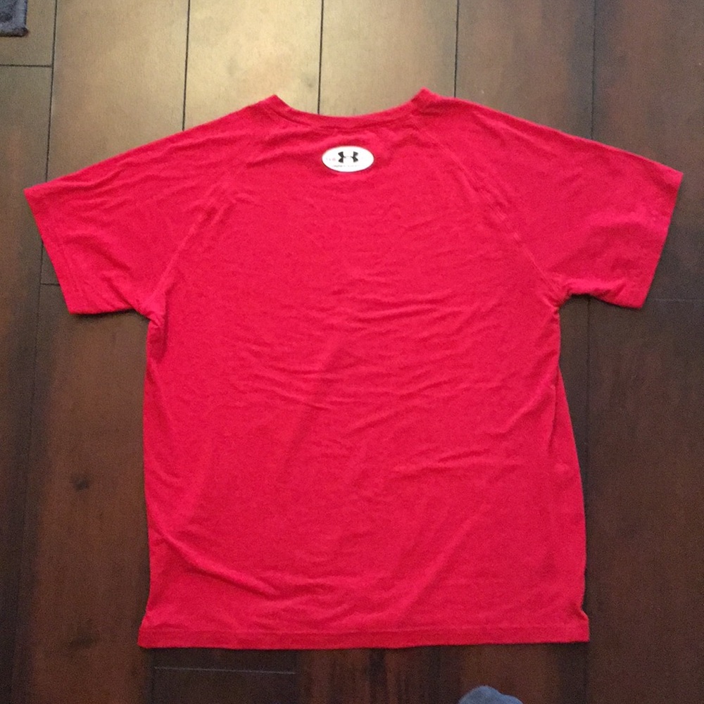 Under Armour T